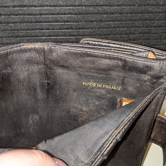 Chanel Caviar Wallet - Picture 5 of 5